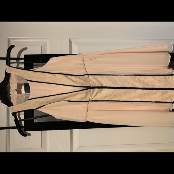 BCBGeneration Blush night out dress NWT - Picture 6 of 13